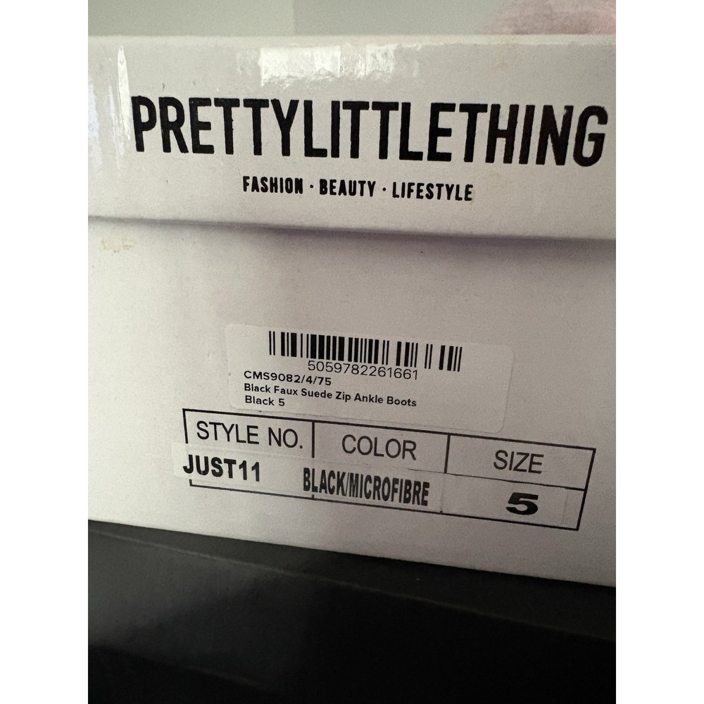 PrettyLittleThing Black Faux Suede Zip Ankle Boots Size 7 Lug Sole Bootie NEW - Picture 6 of 6
